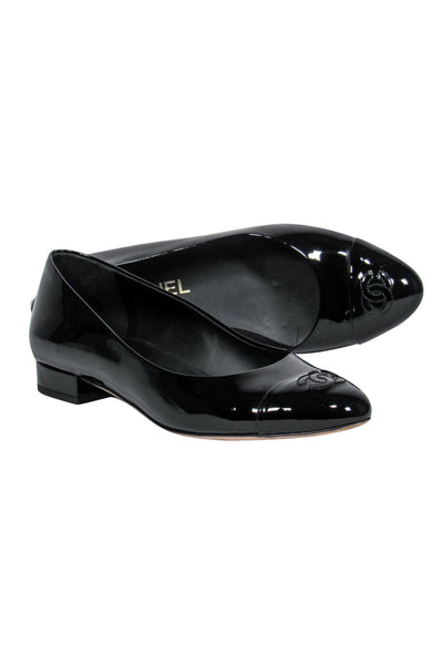 Current Boutique-Chanel - Black Patent Leather Flats w/ Logo Sz 7