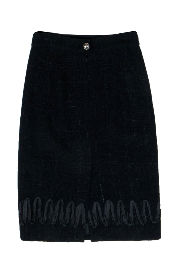 Current Boutique-Chanel - Black Tweed Pencil Skirt w/ Embroidered Hem Sz 8