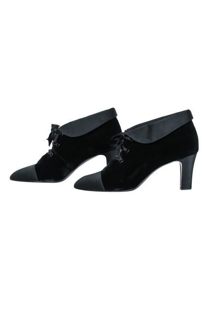 Chanel - Black Velvet Lace Up Booties Sz 7 – Current Boutique