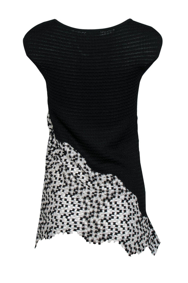 Current Boutique-Chanel - Black & White Open Knit Tunic Sz 4