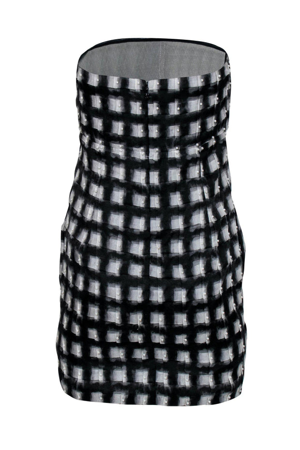 Current Boutique-Chanel - Black & White Textured Silk Strapless Dress w/ Pearls Sz 6