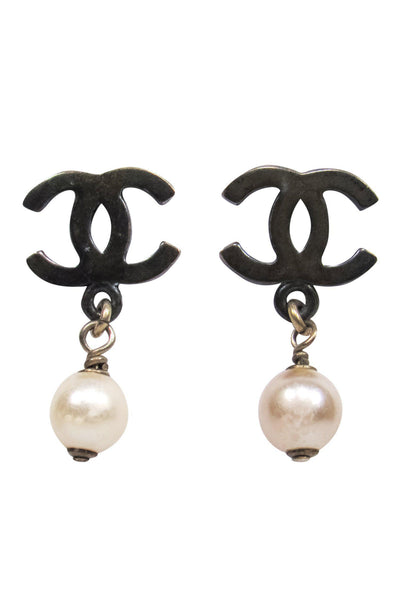 Current Boutique-Chanel - Double "CC" Stud Earrings w/ Drop Pearl
