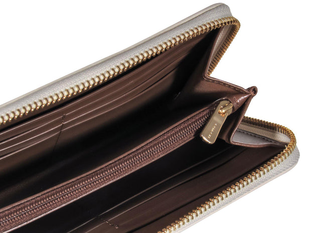 Current Boutique-Coach - Beige Leather Monogram Zip-Up Wallet w/ White Trim