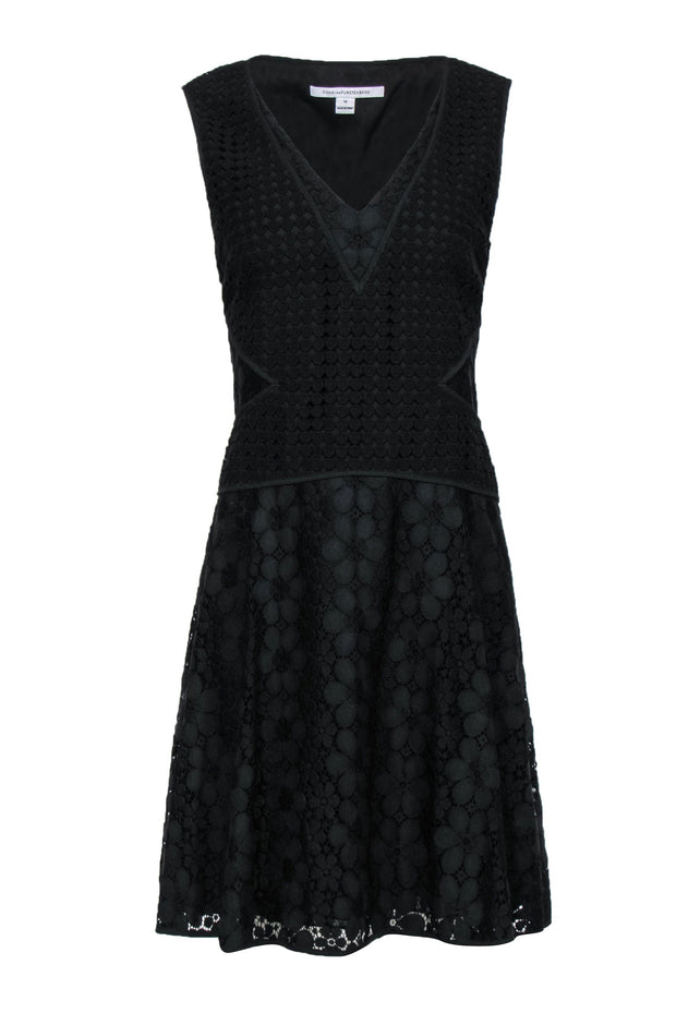 Current Boutique-Diane von Furstenberg - Black Eyelet Floral Lace Cotton Blend Dress Sz 10