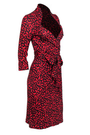 Current Boutique-Diane von Furstenberg - Black & Red Lip Print Long Sleeve Silk Wrap Dress Sz 8