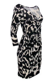 Current Boutique-Diane von Furstenberg - Black & White Abstract Print Silk Sheath Dress Sz 6