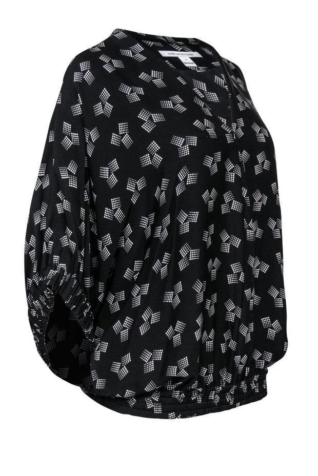 Current Boutique-Diane von Furstenberg - Black & White Graphic Silk Blouse Sz S