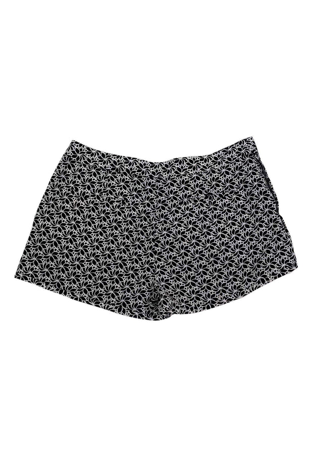 Current Boutique-Diane von Furstenberg - Black & White Patterned Shorts Sz 4