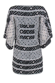 Current Boutique-Diane von Furstenberg - Black & White Printed Silk Boat Neck Dress Sz 0