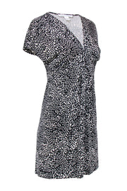 Current Boutique-Diane von Furstenberg - Black & White w/ Black Prints Mini Dress Sz 4