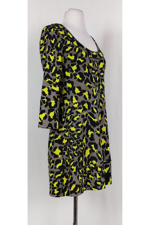 Current Boutique-Diane von Furstenberg - Grey & Yellow Leopard Print Shift Sz 2