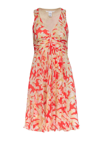 Current Boutique-Diane von Furstenberg - Red & Cream Coral Reef Print Silk Dress Sz 4