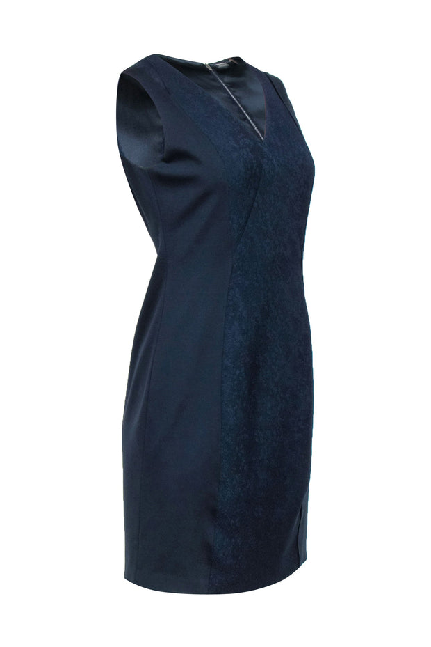 Current Boutique-Elie Tahari - Navy Textured Sleeveless Sheath Dress Sz 4
