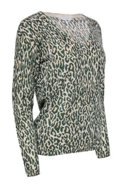 Current Boutique-Equipment - Cream & Green Leopard Print Cashmere V-Neck Sweater Sz S