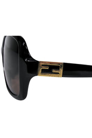 Current Boutique-Fendi - Black Rounded Oval Oversized Sunglasses