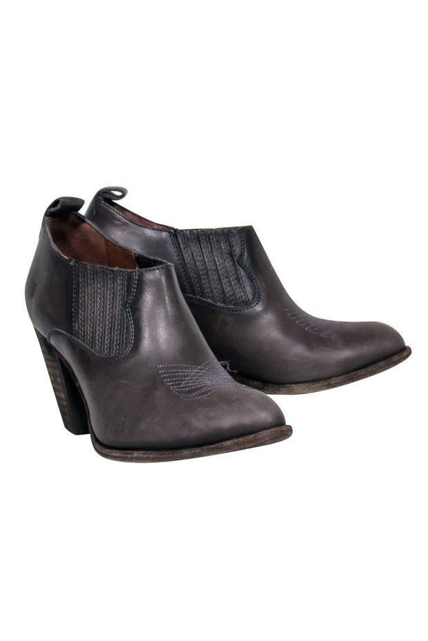 Current Boutique-Frye - Dark Grey Distressed Leather Heeled Booties w/ Stitching Detail Sz 6.5