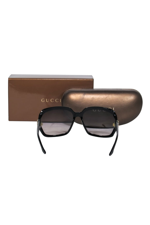 Current Boutique-Gucci - Black Oversized Oval Sunglasses