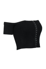 Current Boutique-Intermix - Black Ribbed Knit Off-the-Shoulder Clasped Crop Top Sz S