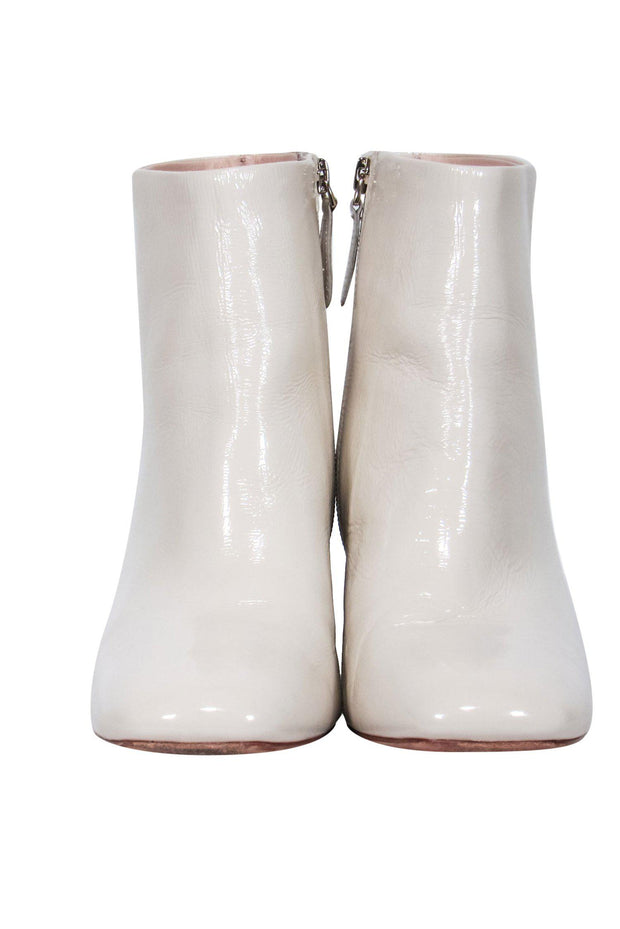Current Boutique-Kate Spade - Ivory Patent Leather Block Heel Booties w/ Silver Hardware Sz 10