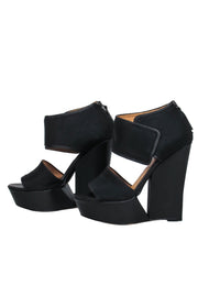 Current Boutique-LAMB - Black Wedge Heels w/ Cutout Sz 6.5