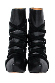 Current Boutique-L.A.M.B. - Black Leather Platform Stiletto Ankle Booties w/ Crisscross Design Sz 6