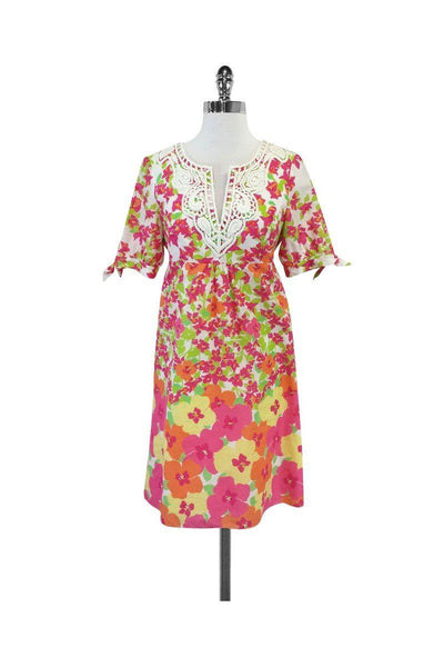 Current Boutique-Lilly Pulitzer - Floral Short Sleeve Embroidered Dress Sz 2