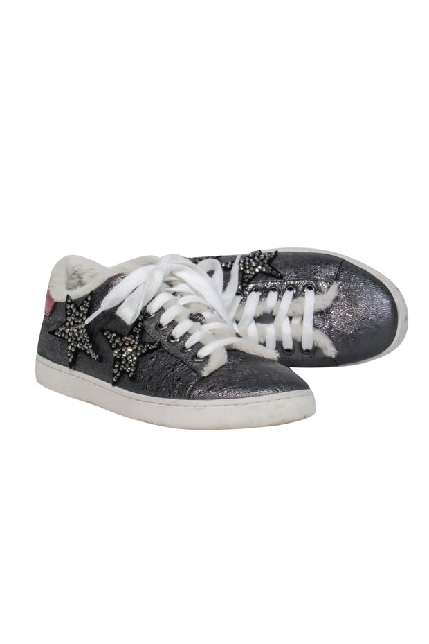 Current Boutique-Lola Cruz - Silver Leather Low Top Sneakers w/ Jeweled Star Embellishments Sz 8