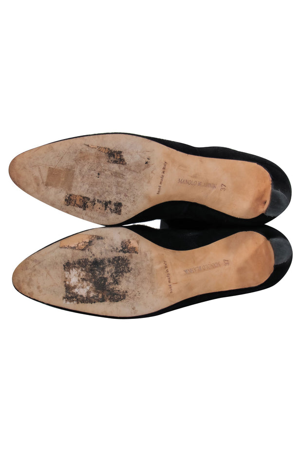 Current Boutique-Manolo Blahnik - Black Suede Ankle Boots w/ Gold Scalloped Motif Sz 7