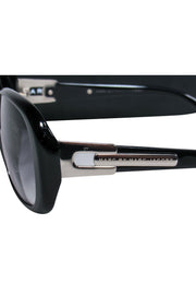 Current Boutique-Marc by Marc Jacobs - Black Rectangle Sunglasses w/ Silver Cutouts
