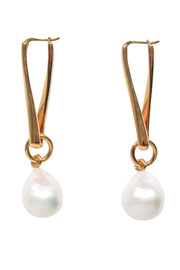 Current Boutique-Missoma- Baroque Pearl Twisted Drop Earrings