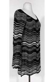 Current Boutique-Missoni - Black & White Wavy Knit Top Sz 6