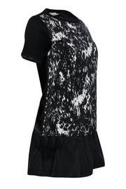 Current Boutique-Moncler - Abstract Print Drop Waist Dress Sz S