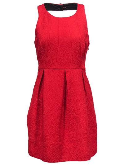 Current Boutique-Moulinette Soeurs - Red Textured Fit & Flare Dress w/ Back Cutout Sz 6