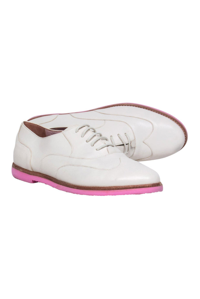 Pretty - Cream Oxfords w/ Pink Sole Sz 6 – Boutique