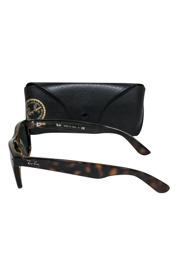 Current Boutique-Ray-Ban - Dark Brown Tortoise Wayfarer Sunglasses