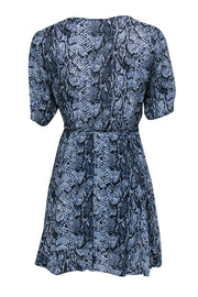 Current Boutique-Reformation - Blue Snakeskin Print Ruched Sleeve Wrap Dress Sz 1X