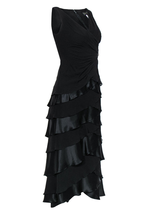 Current Boutique-Tadashi Shoji - Black Tiered Silk Gown w/ Rhinestone Brooch Sz 4P
