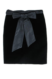 Current Boutique-Theory - Black Velvet Pencil Skirt w/Tie Belt Sz 4