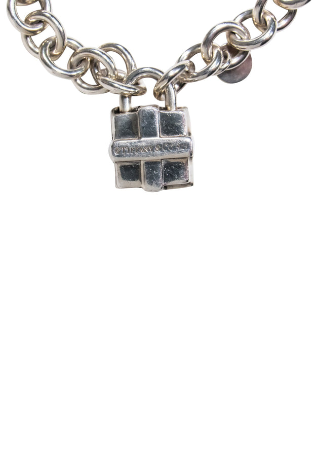Current Boutique-Tiffany & Co. - Sterling Silver Chain Bracelet w/ Locking Present Charm