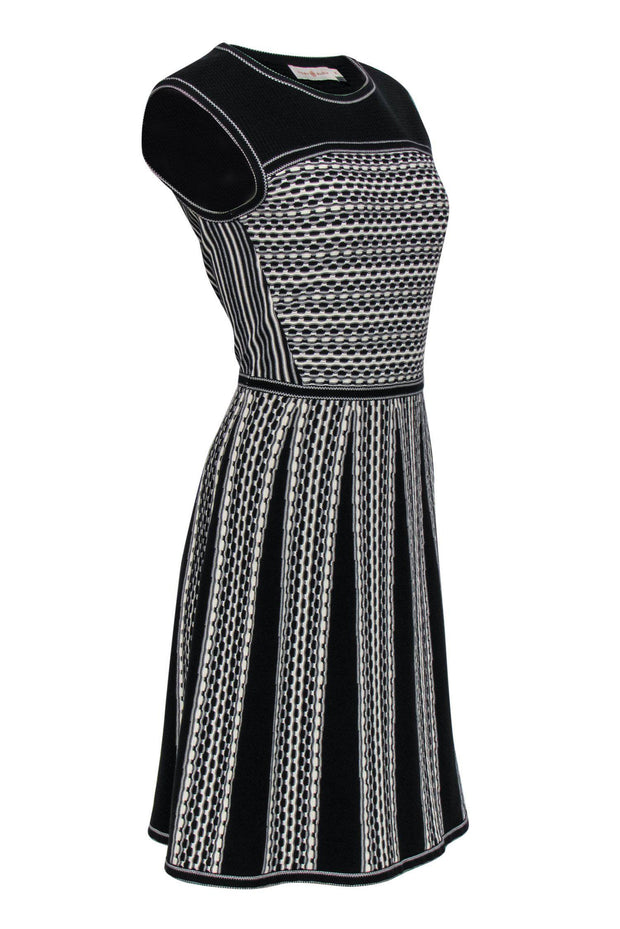 Current Boutique-Tory Burch - Black & White Textured White Knit Dress Sz M