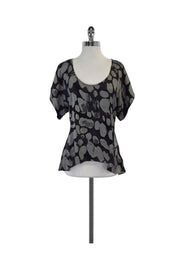 Current Boutique-Tracy Reese - Grey Spotted Silk Short Sleeve Blouse Sz S