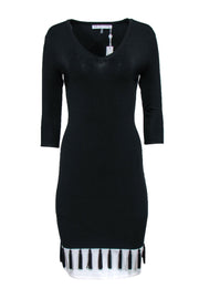 Current Boutique-Trina Turk - Black Long Sleeve V-Neck Bodycon Dress w/ Tassel Hem Sz S