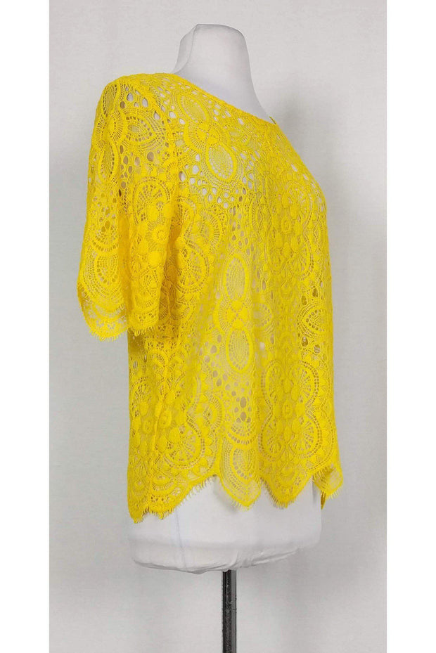 Current Boutique-Trina Turk - Yellow Lace Top Sz M