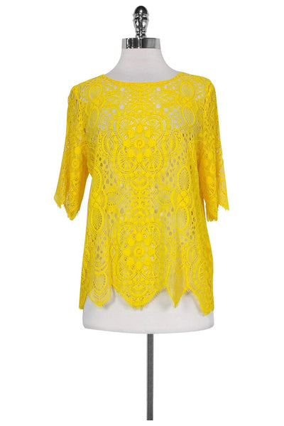 Current Boutique-Trina Turk - Yellow Lace Top Sz M
