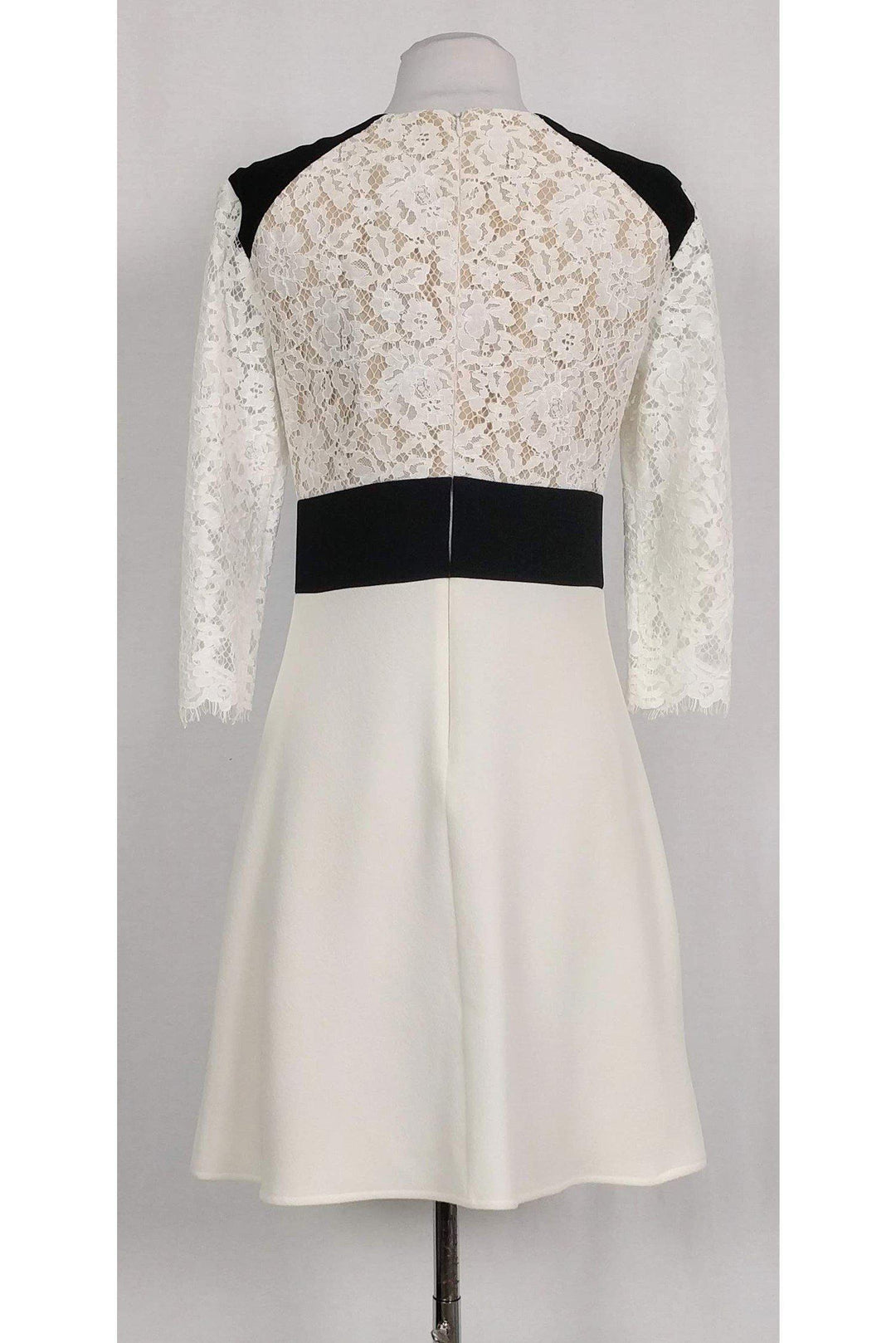 ABS by Allen Schwartz - White & Black Lace Sleeved Dress Sz 4 ABS by Allen Schwartz - White & Black Lace Sleeved Dress Sz 4