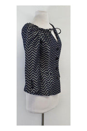 Current Boutique-Armani Collezioni - Blue & Silver Chevron Silk Jacket Sz 2