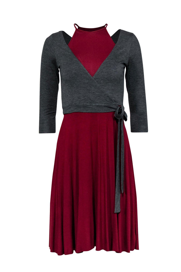 Bailey 44 - Red High-Neck Fitted Dress w/ Gray Side-Tie Cardigan Sz XS Bailey 44 - Red High-Neck Fitted Dress w/ Gray Side-Tie Cardigan Sz XS