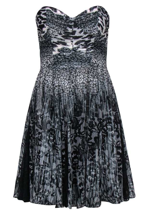 Betsey Johnson - Black & White Lace & Leopard Printed Strapless Dress Betsey Johnson - Black & White Lace & Leopard Printed Strapless Dress