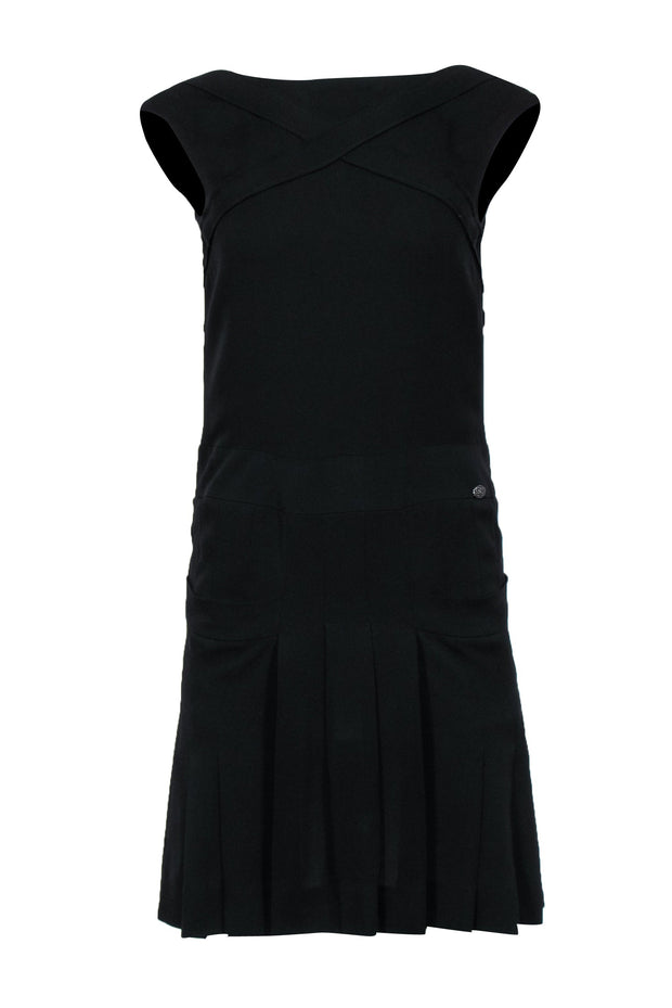 Chanel - Black Silk Drop-Waist Sleeveless Dress w/ Pleated Skirt & Poc Chanel - Black Silk Drop-Waist Sleeveless Dress w/ Pleated Skirt & Poc