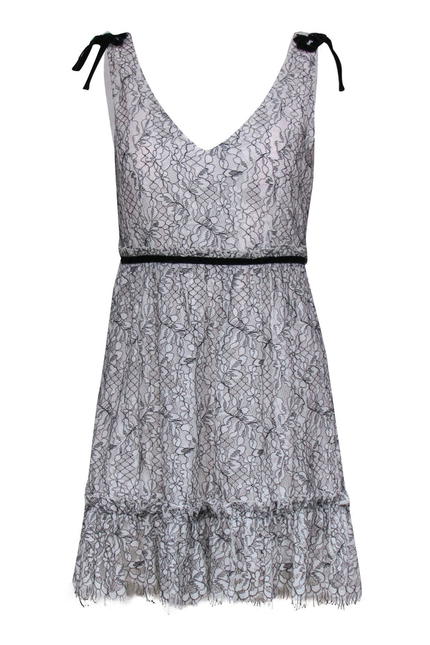 Cupcakes & Cashmere - White & Black Floral Lace Fit & Flare Dress Sz 4 Cupcakes & Cashmere - White & Black Floral Lace Fit & Flare Dress Sz 4